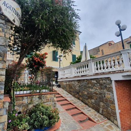 Villa Agriturismo A Ca Du Cappellan à Imperia Extérieur photo